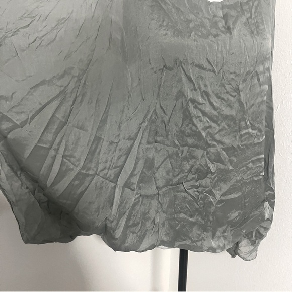 Gigi Moda Made in Italy Seta Spalla Blouse Top XL Gray 100% Silk Lightweight EUC - Picture 3 of 11